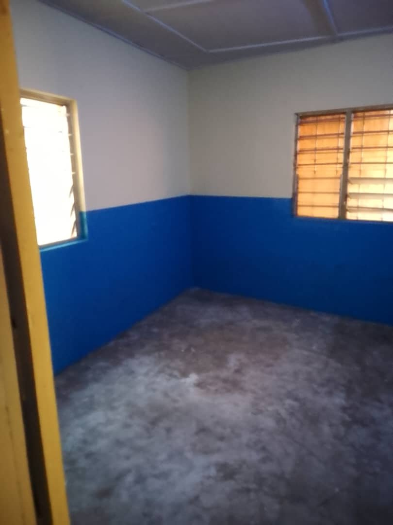 Vignette 4 : 2CHAMBRE SALON WCD INTERNE AVEC CUISINE ET TERRASSE À LOUER