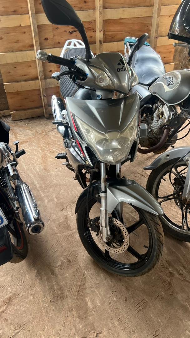 Vignette 2 : Moto Haojue Lucky Plus HJ110-3.