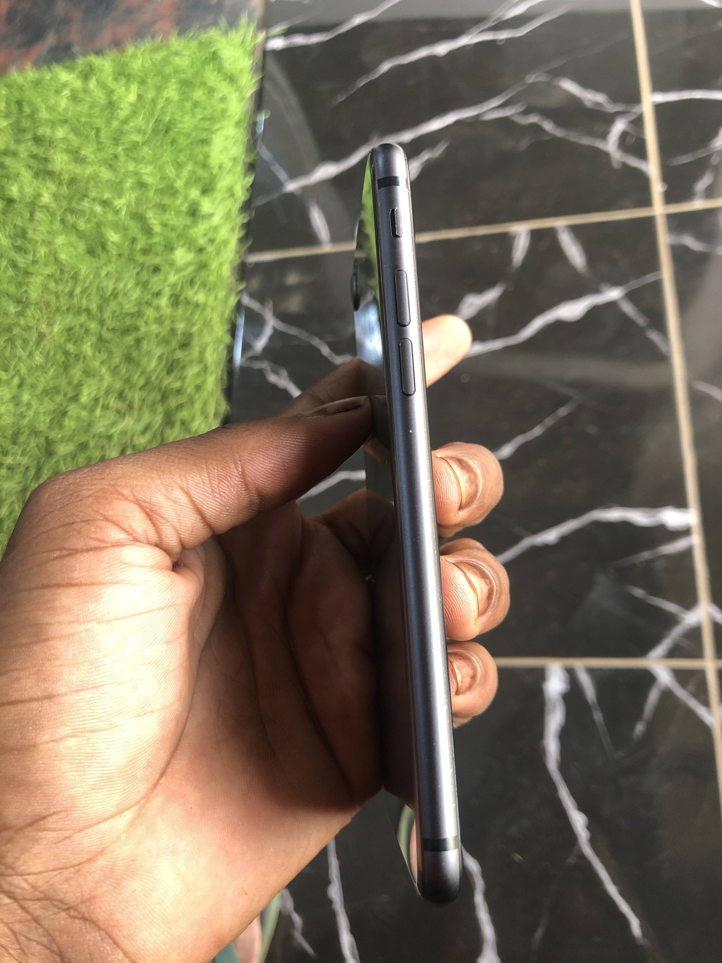 Vignette 3 : IPhone 8 64gb