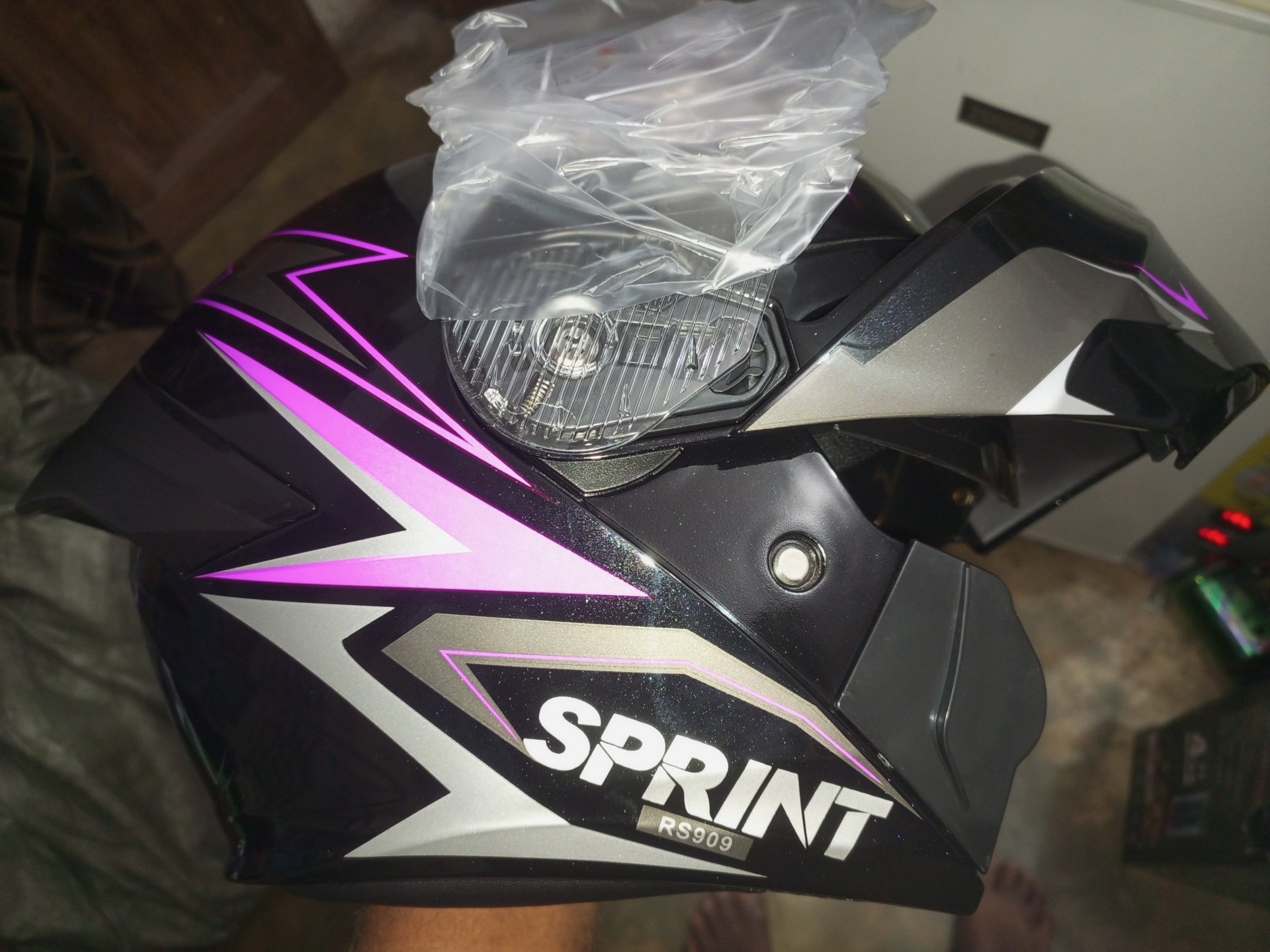 Vignette 2 : Casque de moto avec bluetooth