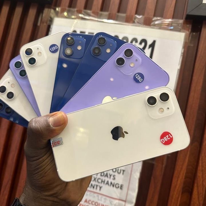 Vignette 2 : iPhone 12 128gb