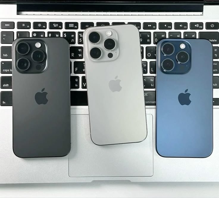 Vignette 3 : iPhone 15 pro max 256gb