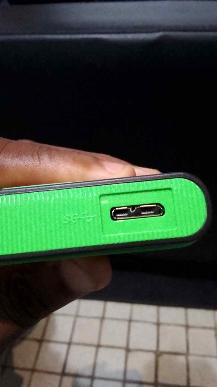 Vignette 3 : Disque Dur externe SSD