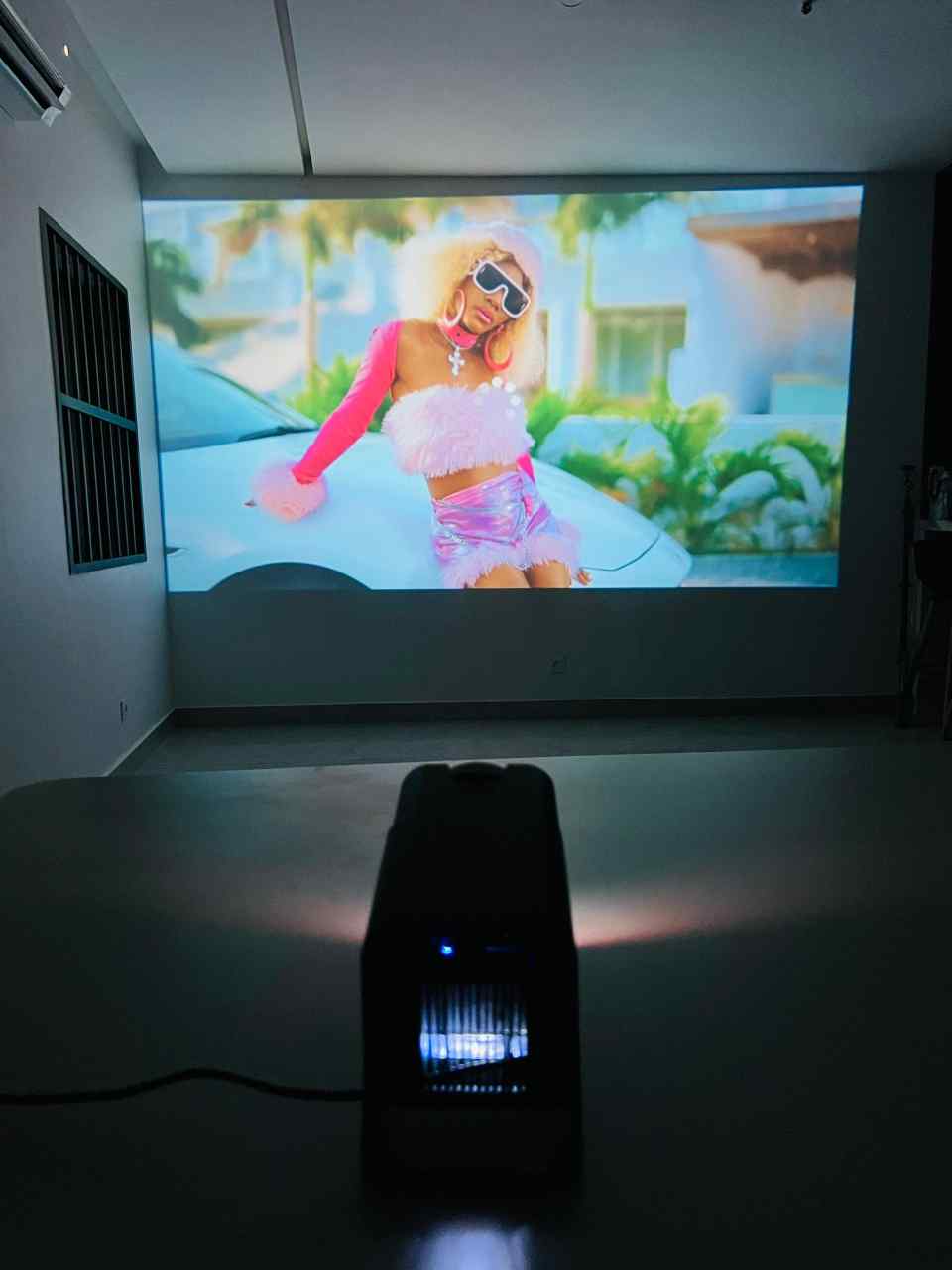 Vignette 3 : PROJECTEUR VIDÉO HY320