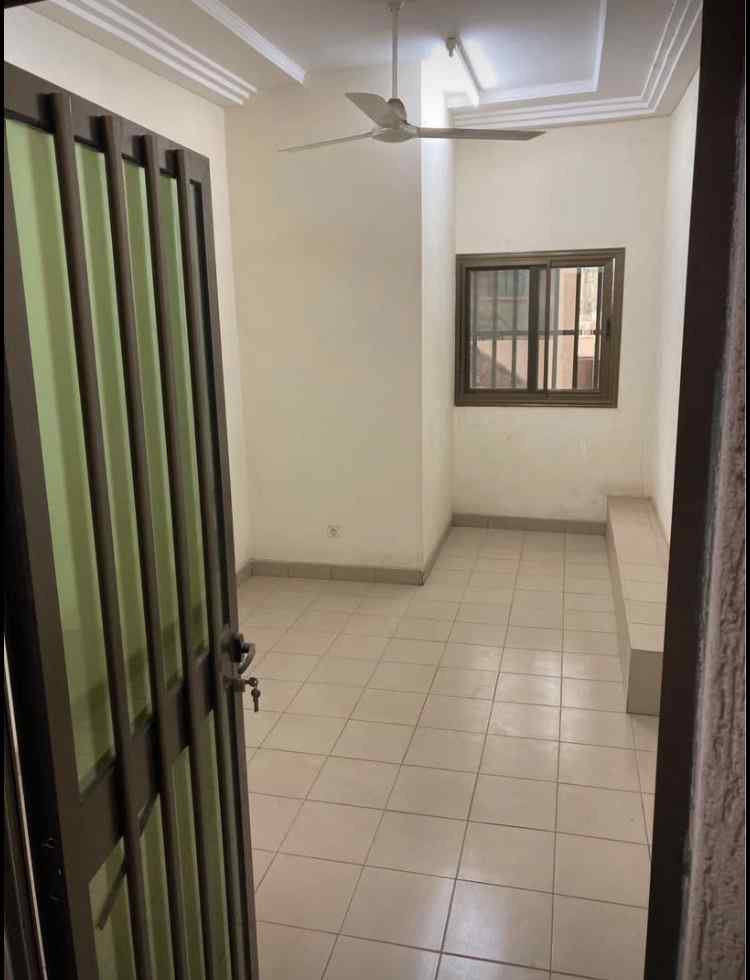 Vignette 3 : Bureau À louer