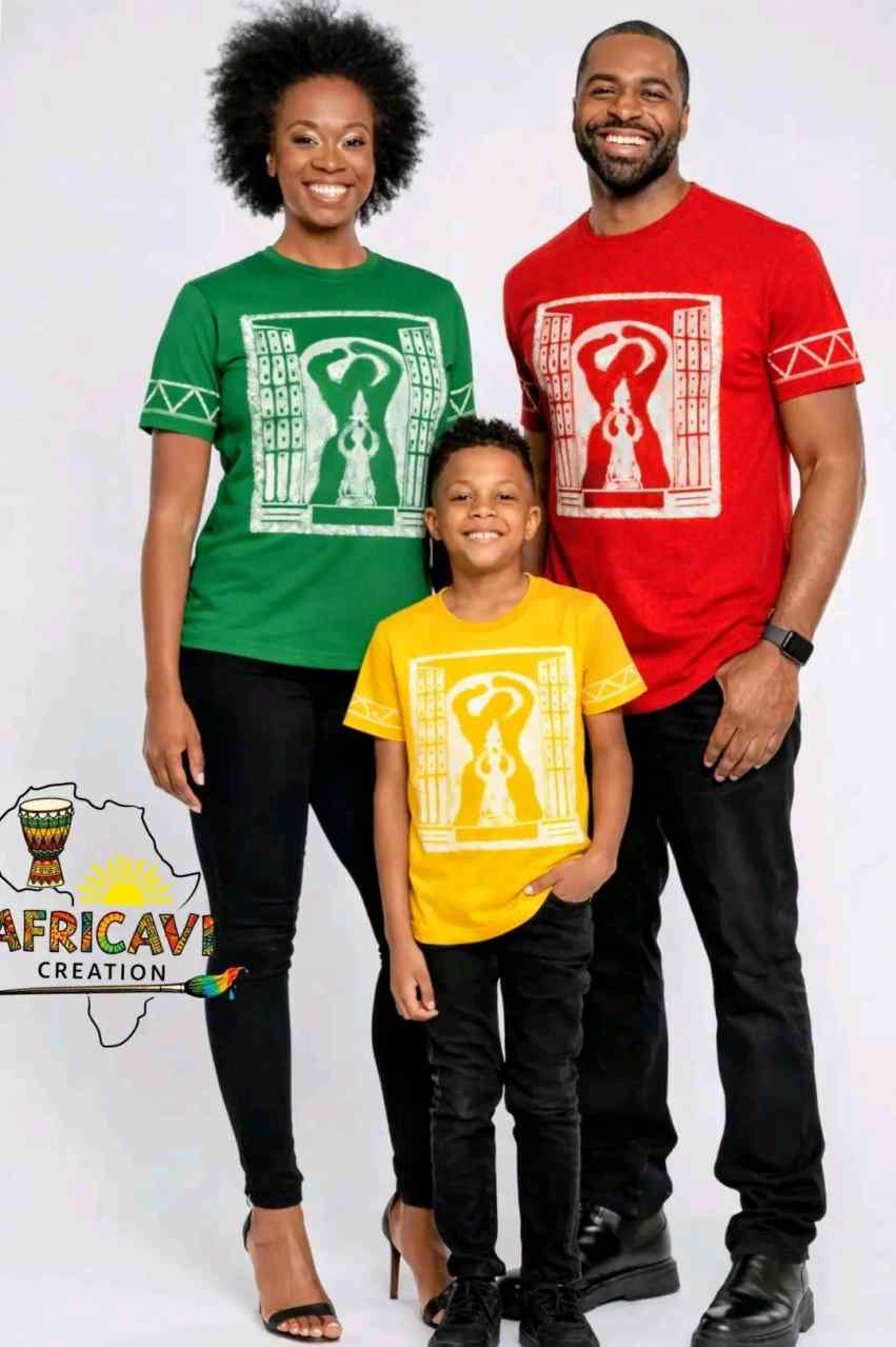 Vignette 4 : Tshirt artisanale batiks