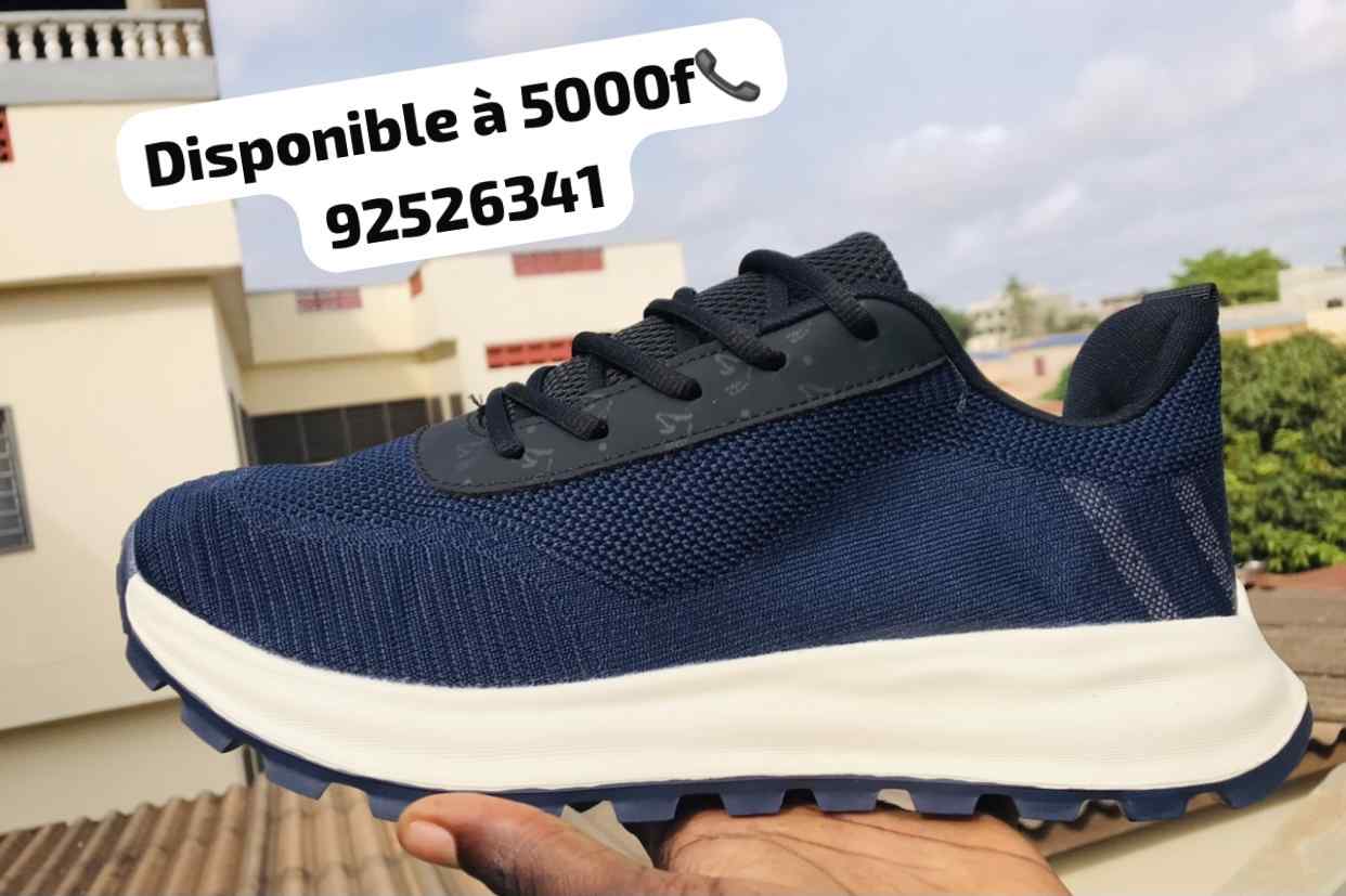 Vignette 4 : Chaussures de sport Tenis à vendre