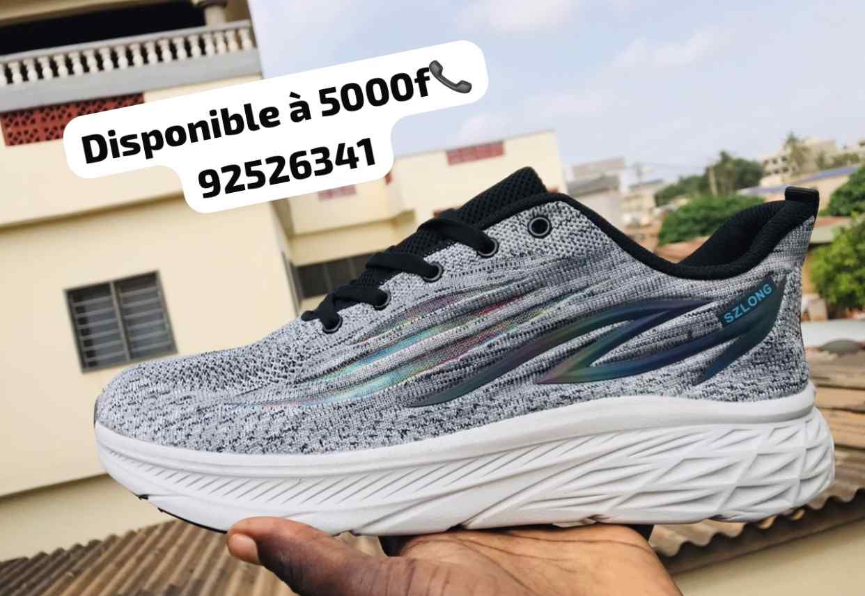 Vignette 6 : Chaussures de sport Tenis à vendre