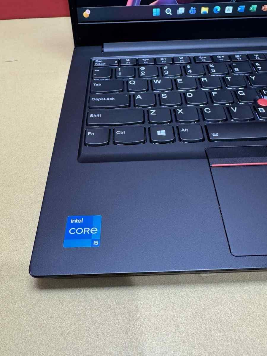Vignette 3 : 💻 Lenovo ThinkPad E14  i5 11th generation ram 16Gb