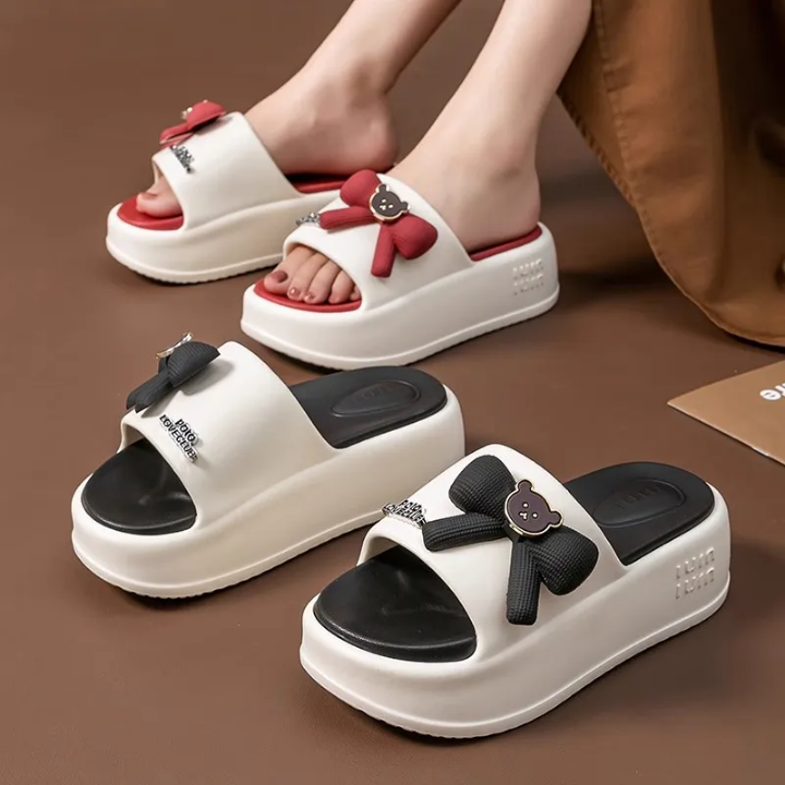 Vignette 6 : Chics chaussures et chics bracelets pour femme 😍